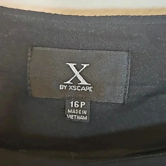 NWOT X by XSCAPE Capelet Sheath Dress Bead Embellished Black Size 16P - Picture 6 of 8